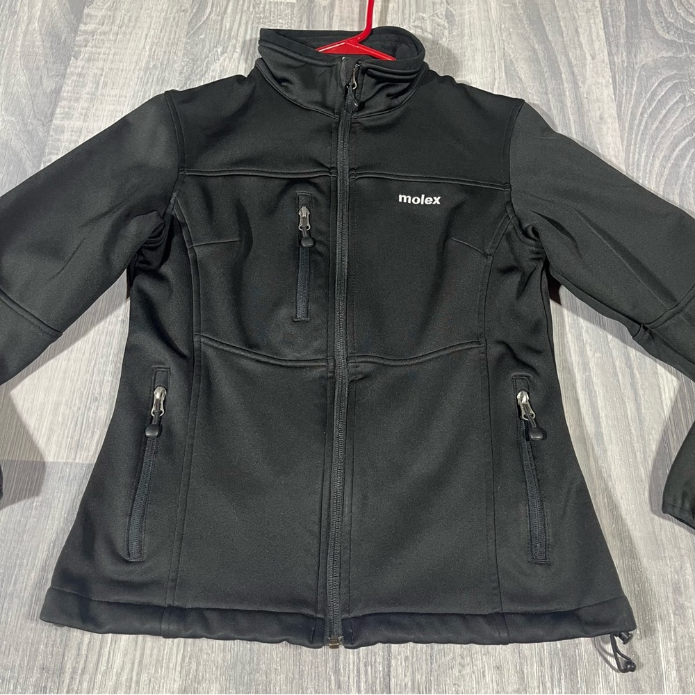 River’s End Women “Molex” Black Softshell Jacket; Small